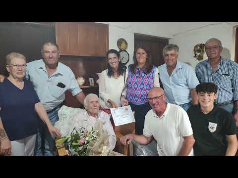MARIO GUERRA, PRESIDENTE JUNTA DEPTAL, RECONOCIMIENTO A MARÍA ESTHER MORALES, VECINA DE 103 AÑOS