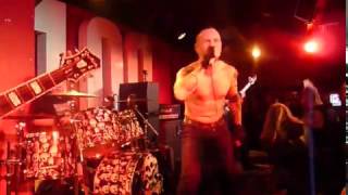 Discharge 21-23 (100 Club London 12/01/2017)