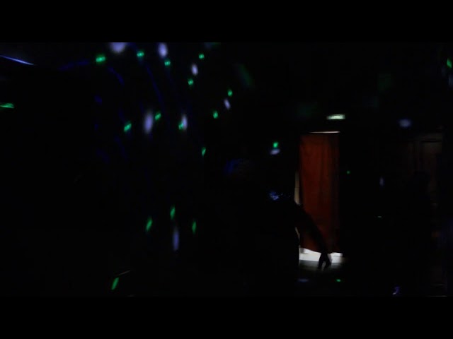 Мензелинская Баба Яга читает супер рэп