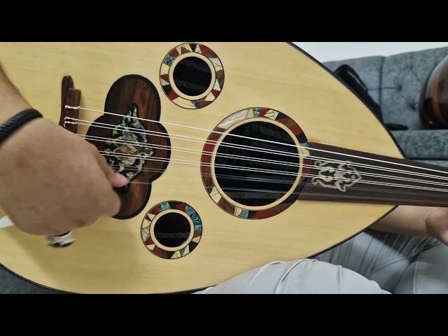 عود موسيقي - Music world