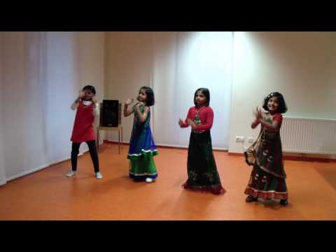 Rupika, Ritvika, Akila & Mansha's dance - Diwali2013 - Vienna