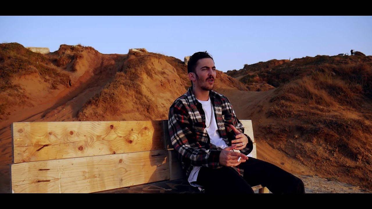 Dennis Lloyd — Snow White