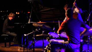 Marc Perrenoud Trio, Jazz sur son 31, 18 octobre 2014