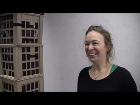 Interview met Marianne Lammersen over haar expositie 'Walls of Safe and Sorry' in het ABC.
