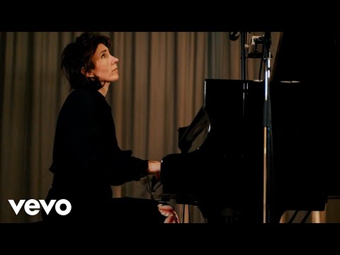 Olivia Belli - Penelopeia (Live Performance)