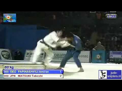 Judo 2010 Tblisi: Amiran Papinashvili (GEO) - Takeshi Matsuki (JPN) [-60kg].