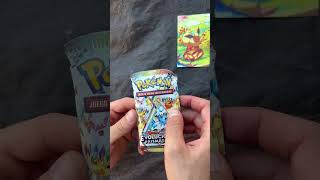 Abrimos 2 Sobres de Evoluciones Prismáticas en Español. #pokemon #pokemoncards #shorts