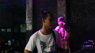 Download lagu SENIMAN GADUNGAN - Kekasih Tolol (COVER SUPERIOTS) ADA PUNK DI HATIMU #1 mp3