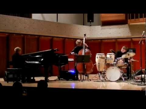 "Donna Lee" (Back Home Again intro)