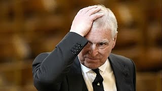 Prinz Andrew verliert den Titel "Prinz" und zieht aus der königlichen Loge aus
