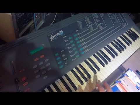 Emu systems Emax HD sampling keyboard