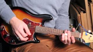 Video thumbnail for Fender Mandocaster 4 String Electric Mandolin Reissue Demo by Swing CIty Music