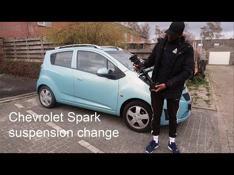 How to replace a suspension of a Chevrolet Spark