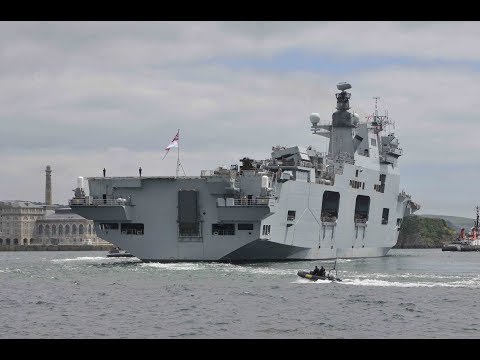 HMS OCEAN L12 LEAVES DEVONPORT NAVAL BASE AT MUTTON COVE - 3rd July 2017