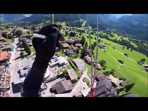 Mit dem Gleitschirm vier Tage genussvoll im Berner Oberland unterwegs.