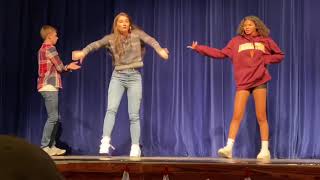 Download lagu tik tok dance contest in high school MUST SEE... mp3