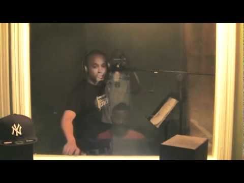 Manny Montes Ft. Junior - Sigue y Sigue - Musica Cristiana - Videoclip