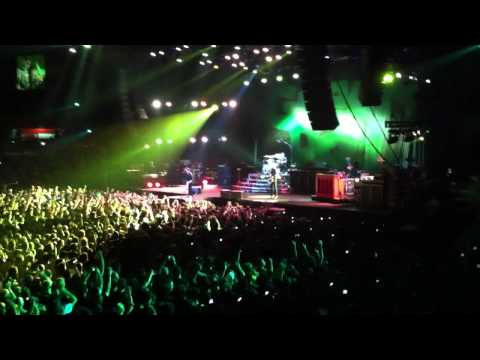 Green Day em Porto Alegre - Sweet Child (Guns) / Highway to Hell (AC/DC) / Brain Stew - em HD