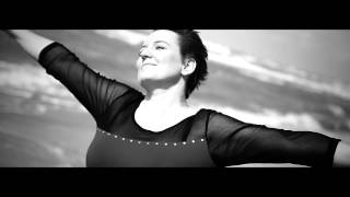 Danielle - SOS ( Das offizielle Musikvideo )