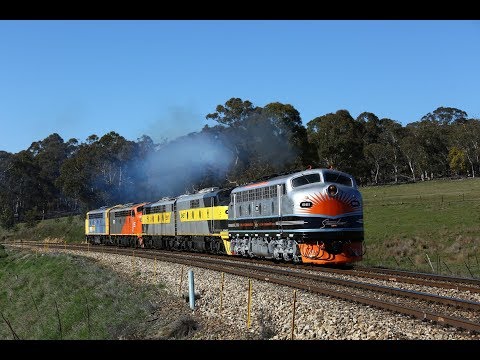Streamliners Australia 2016 - part 1 - movement of locomotives from Lithgow to Parkes