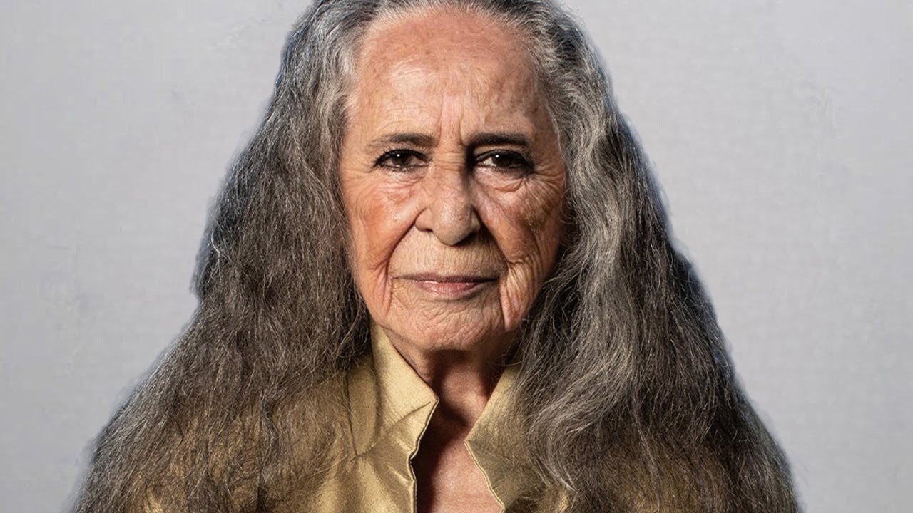 Aos 78 anos, Maria Bethânia  finalmente admite o que todos suspeitávamos