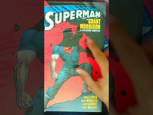 Vídeo relacionado con DC COMICS Camiseta Manga Corta Mono Superman Gris Oscuro M