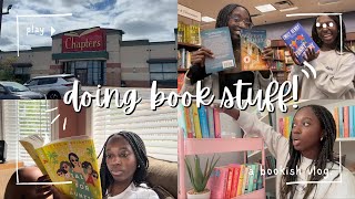 a cozy bookish vlog!!📚// book shopping, mini book haul, reading + books i brought with me to uni