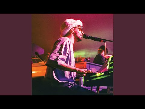 Video thumbnail for Fuori, fuori, fuori... (Live)