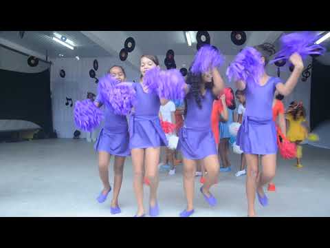 Apresentação musical – “Arco-íris” (Xuxa) Turmas: 1º ao 5º ano