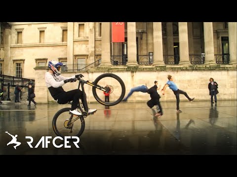 Julius Dreisig & Zeus X Crona - Invisible (VIDEO OFICIAL)