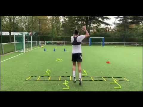 Edinson Cavani did physical training before joining Manchester United