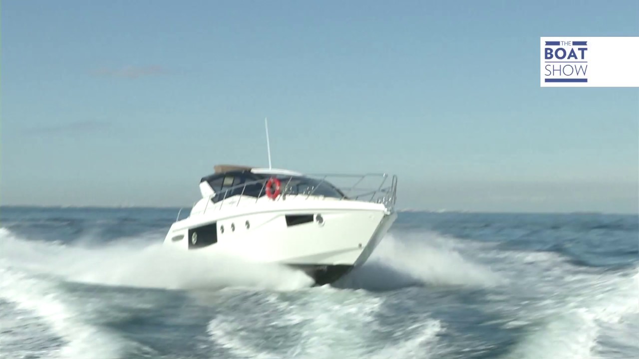 Cranchi M 44 HT - Test Drive (ENG)