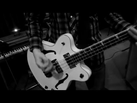 The Roomsounds - Elm St. - OFFICIAL MUSIC VIDEO