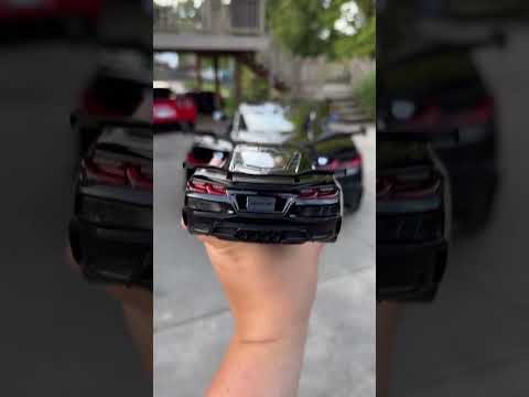 In 1:18 scale or full size this C8 Corvette Z06 is awesome! 🔥🔥🔥