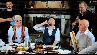 Vani Gjuzi - Erdh Nji Derr Mu Bo Havale