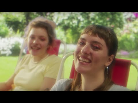 BLOND - Es könnte grad nicht schöner sein