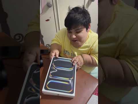 I'm so happy with my new tablet 🥰 #subscribe #ipad #ipadpro #discover #gift #funny #comedy