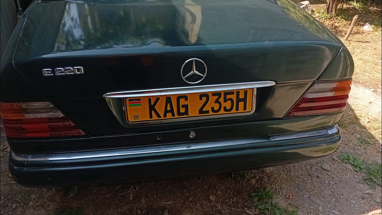 Mercedes Benz E-Class E220 Used video thumbnail