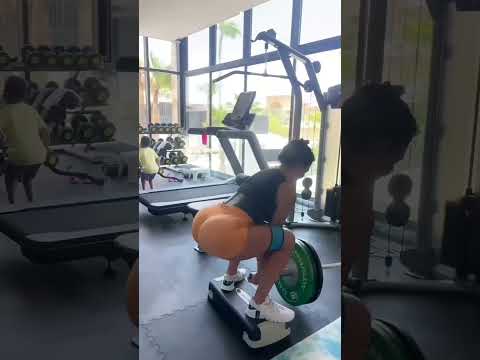 Georgina Rodr&iacute;guez workout #cristianoronaldo #wife #football #gym #wor