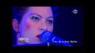 THE DRESDEN DOLLS - Good day (LIVE Werchter 2005)