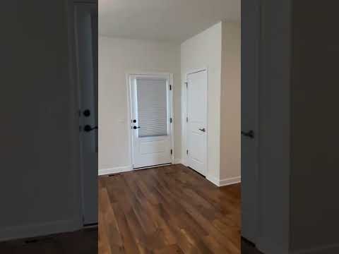 Clifton Community Town Home- Christiansburg property video