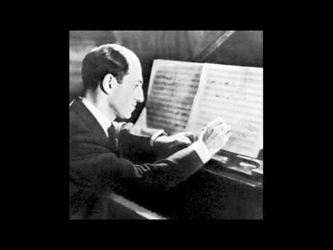 Gershwin plays "I got rhythm variations" for piano and orchestra 1934