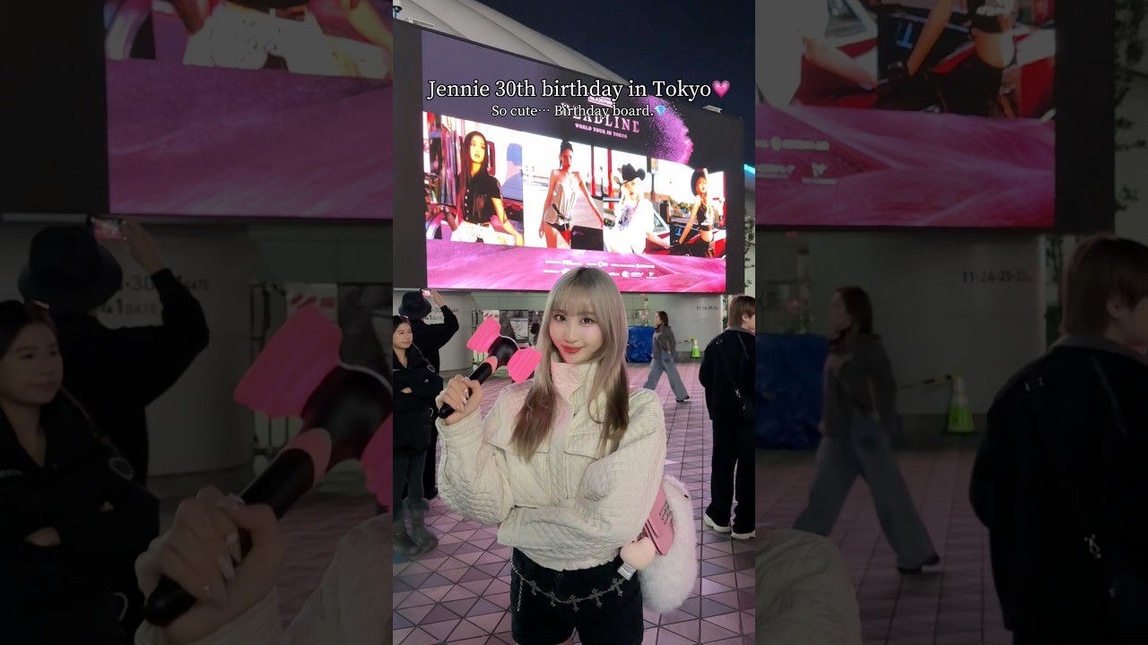 【Jennie30歳当日 LIVE🎤💗】BLACKPINK in東京ドームのセンイル広告達が可愛すぎた！会場凄い‼️ #kpop #コンサート #来日 #ブラックピンク
