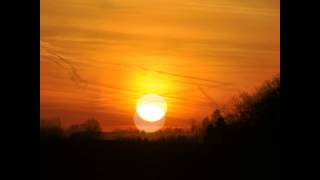 preview picture of video 'Saharastaub Sonnenaufgang'