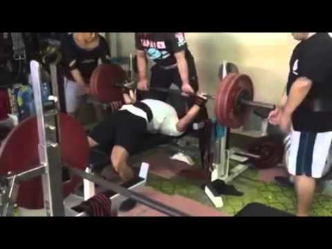 507 lb Raw Bench @ 162 lbs -  Daiki Kodama (230@73.7kgs)