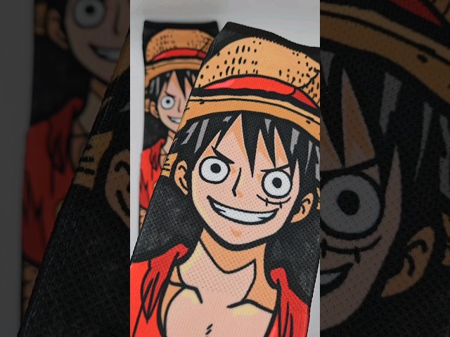 Vídeo relacionado con Satdflie Anime Personajes Calcetines de algodón 1 par de calcetines casuales unisex de la mitad del ternero Anime impreso calcetines lindos Regalo de la idea de Navidad para los fans, un tamaño, verde