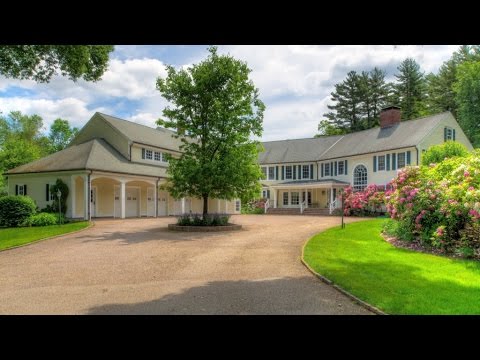 34-36 Strawberry Hill Street // Dover, MA