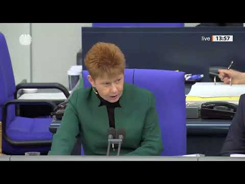 Video Thumbnail: Wohnungsbaukrise dominiert Debatte um Bauhaushalt