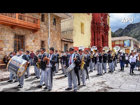 Así se baila en el alba: Al son de huaynos del recuerdo/Sinfonía Junín de Jauja en Huancavelica