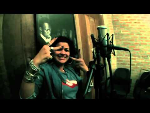 Ninne - Música com Amor (feat Mc RAPadura) HD